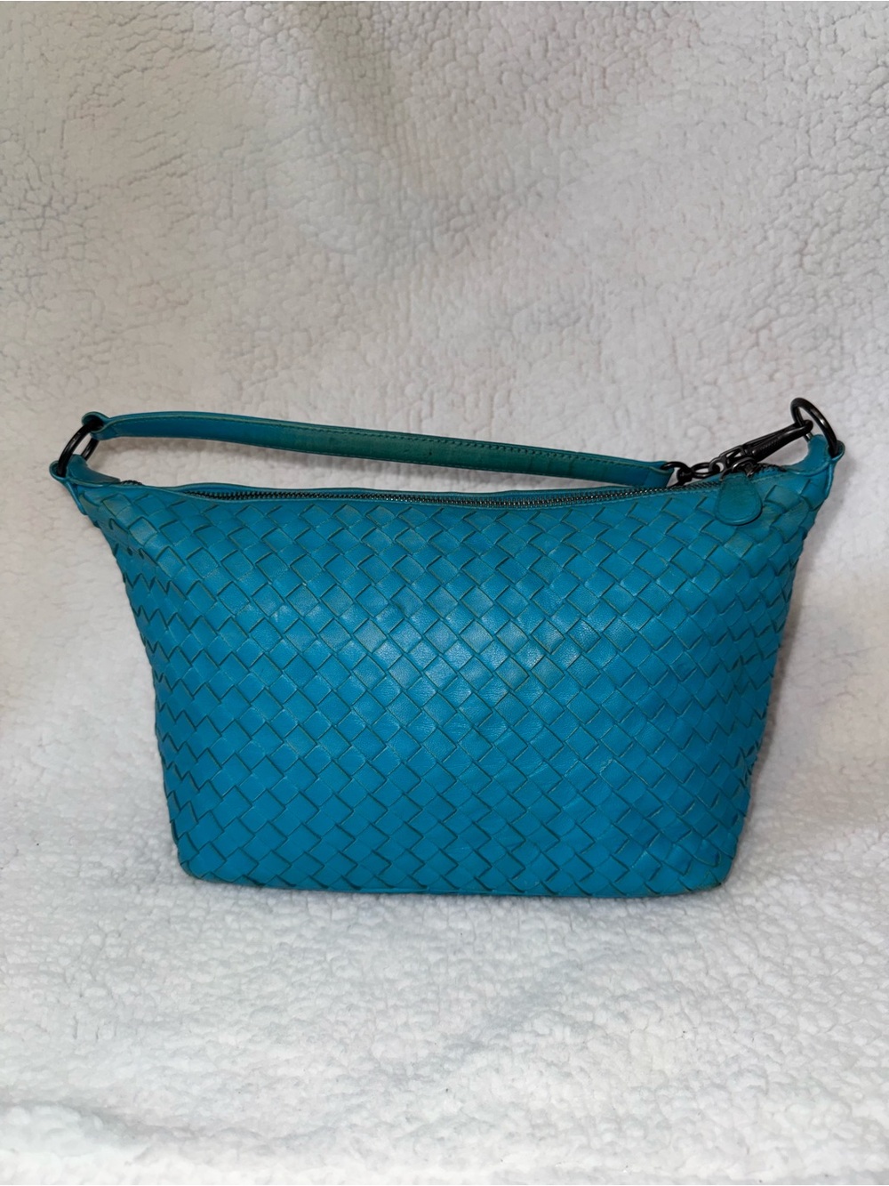 Authentic Bottega Veneta Intrecciato woven leather shoulder bag